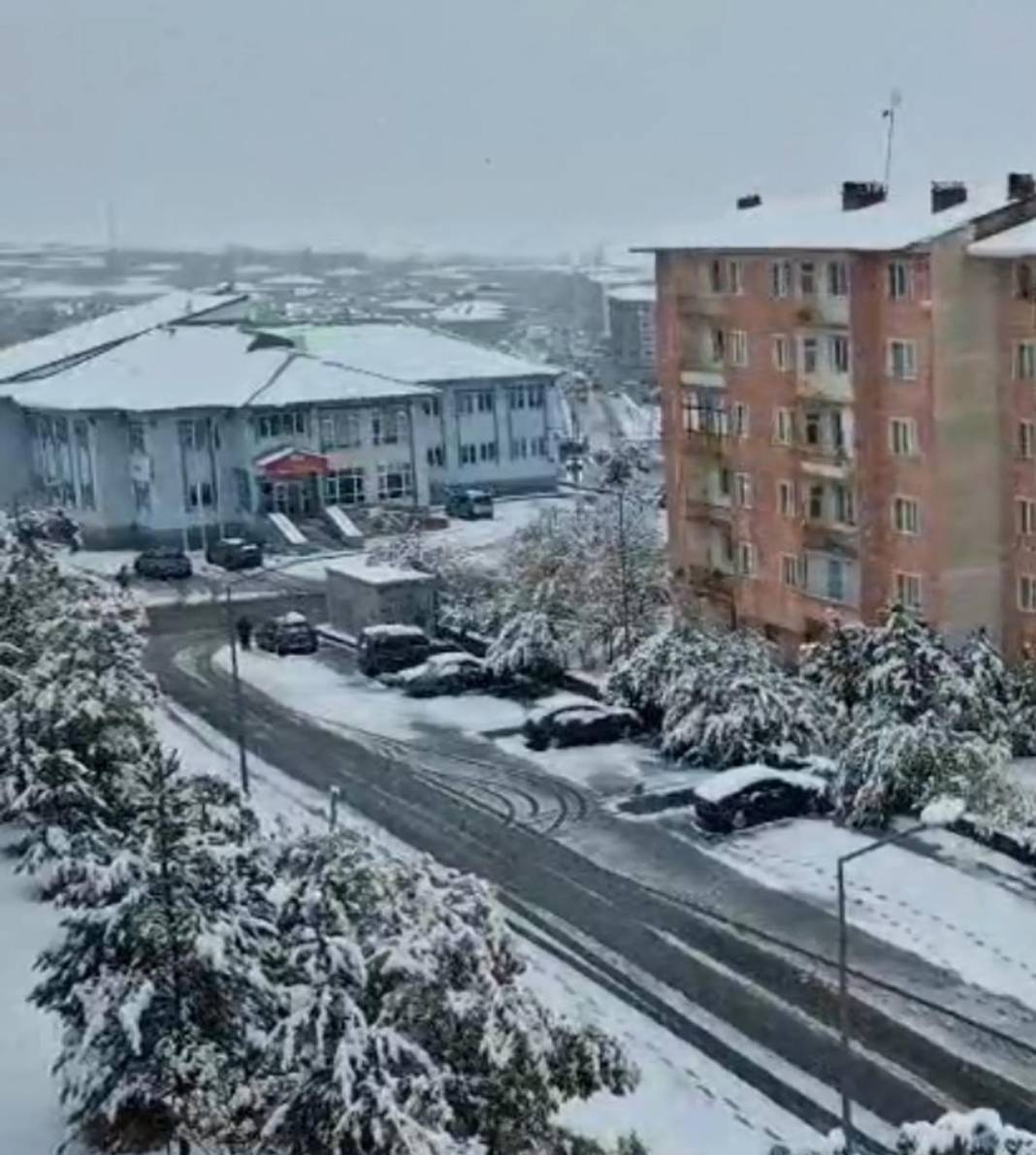 3 ilimiz beyaz örtüyle kaplandı! Kar kalınlığı 26 santimetre 20